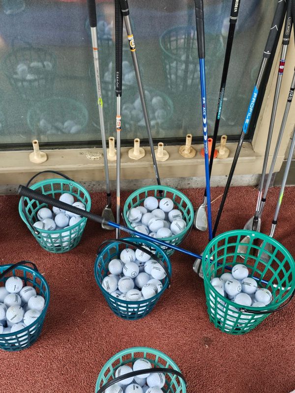Abschlag - fertig - los: Golferfahrungen sammeln
